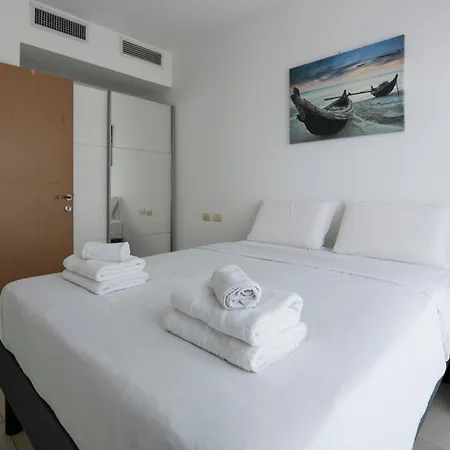 2Bd And 2 Bath Duplex On The Hilton Beach With A Shelter Tel Aviv-Jaffa Exterior foto