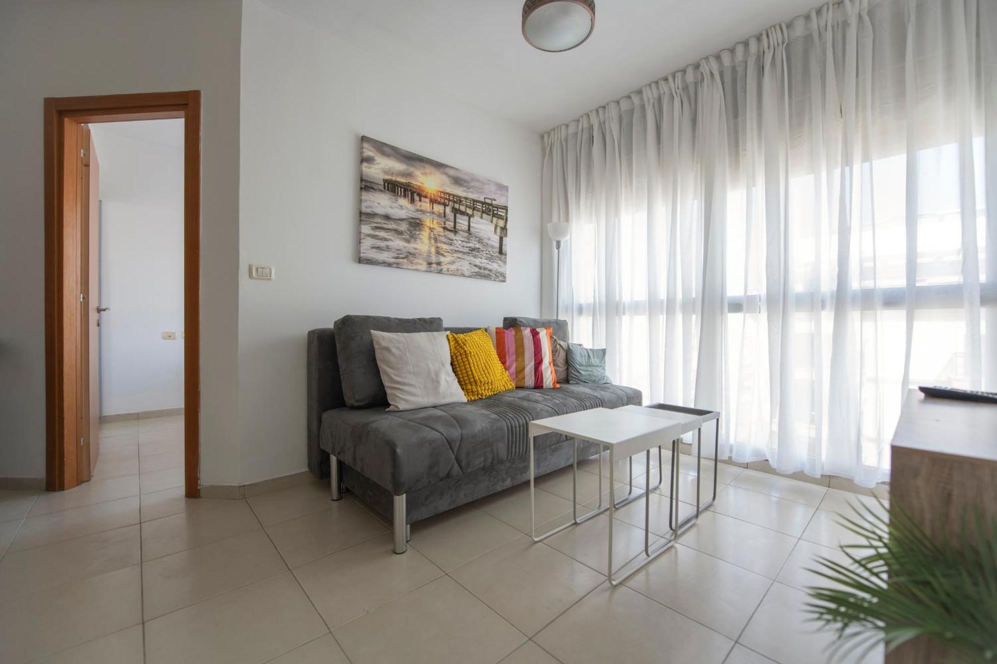 דירה 2bd And 2 Bath Duplex On The Hilton With A Shelter